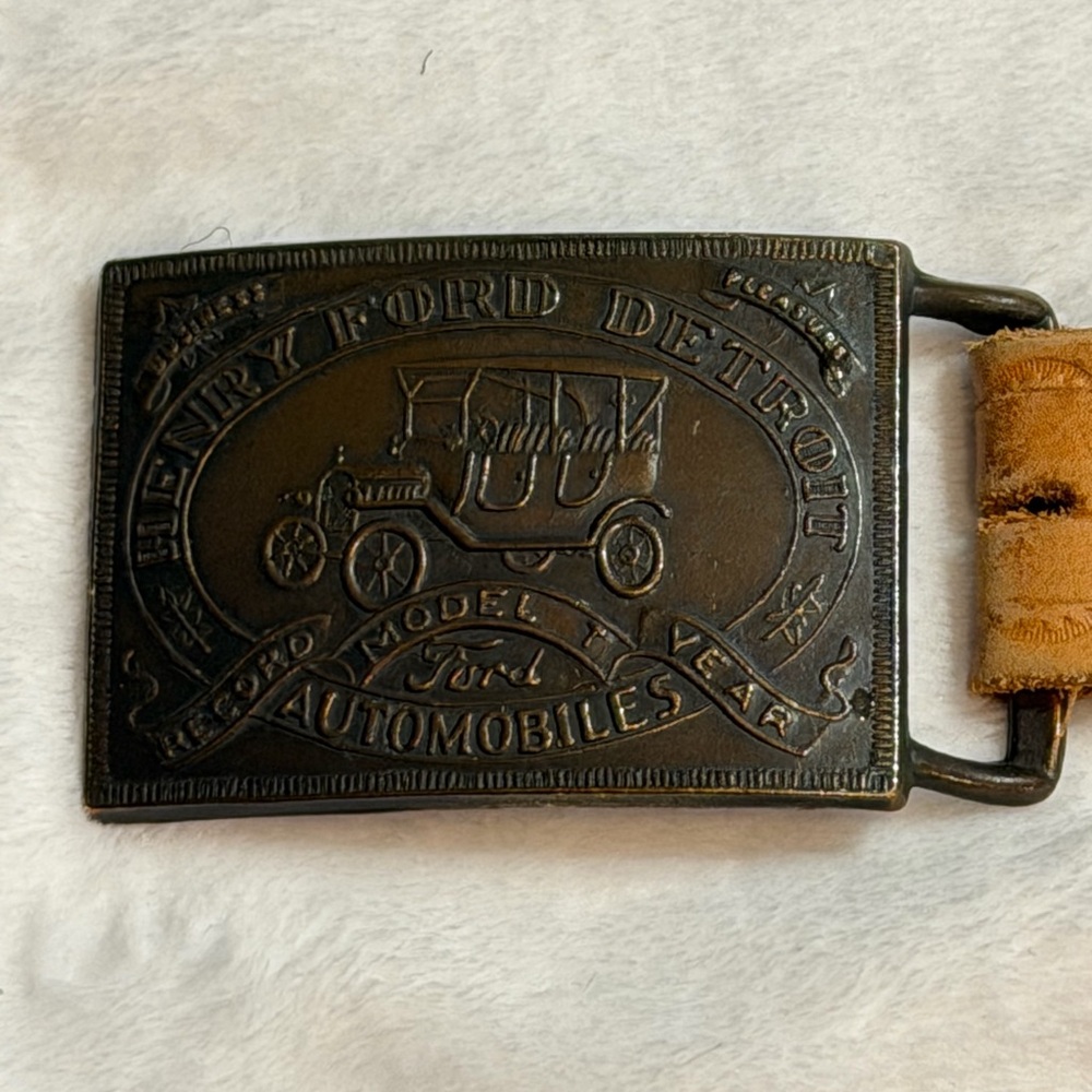 Henry Ford Model T Detroit Metal Belt Buckle Vintage W/ Leather Belt Sz 40